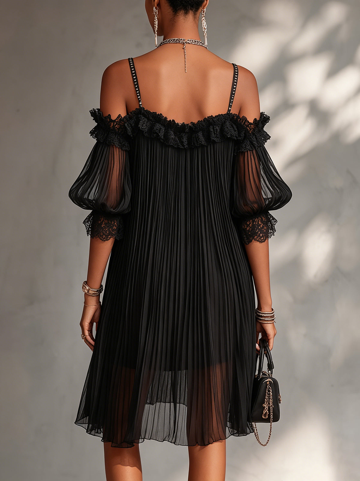 Vittoria | Minivestido Negro Muselina Hombros Descubiertos