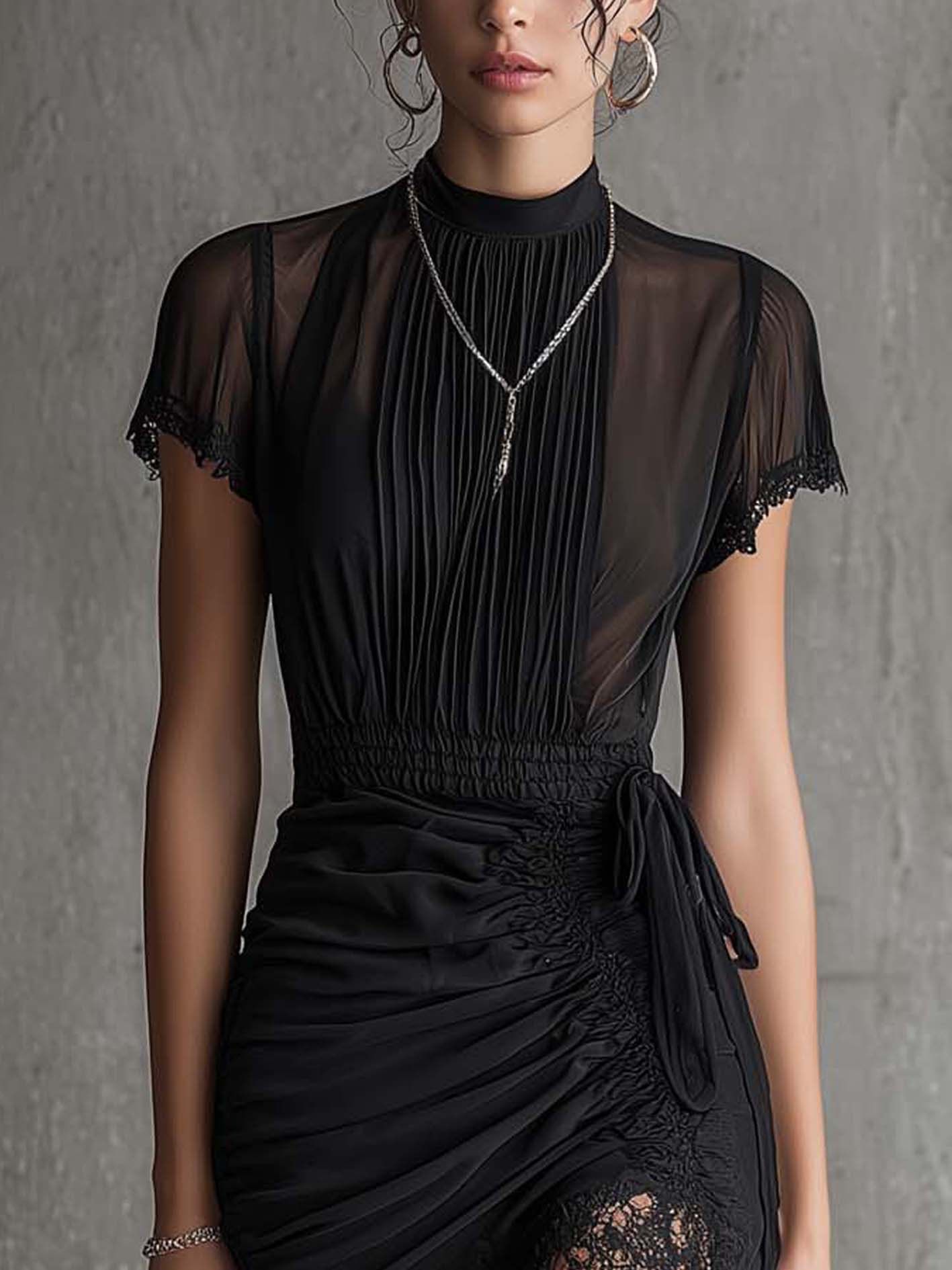 Vestido Mini de Gasa Negro con Cintura Plisada