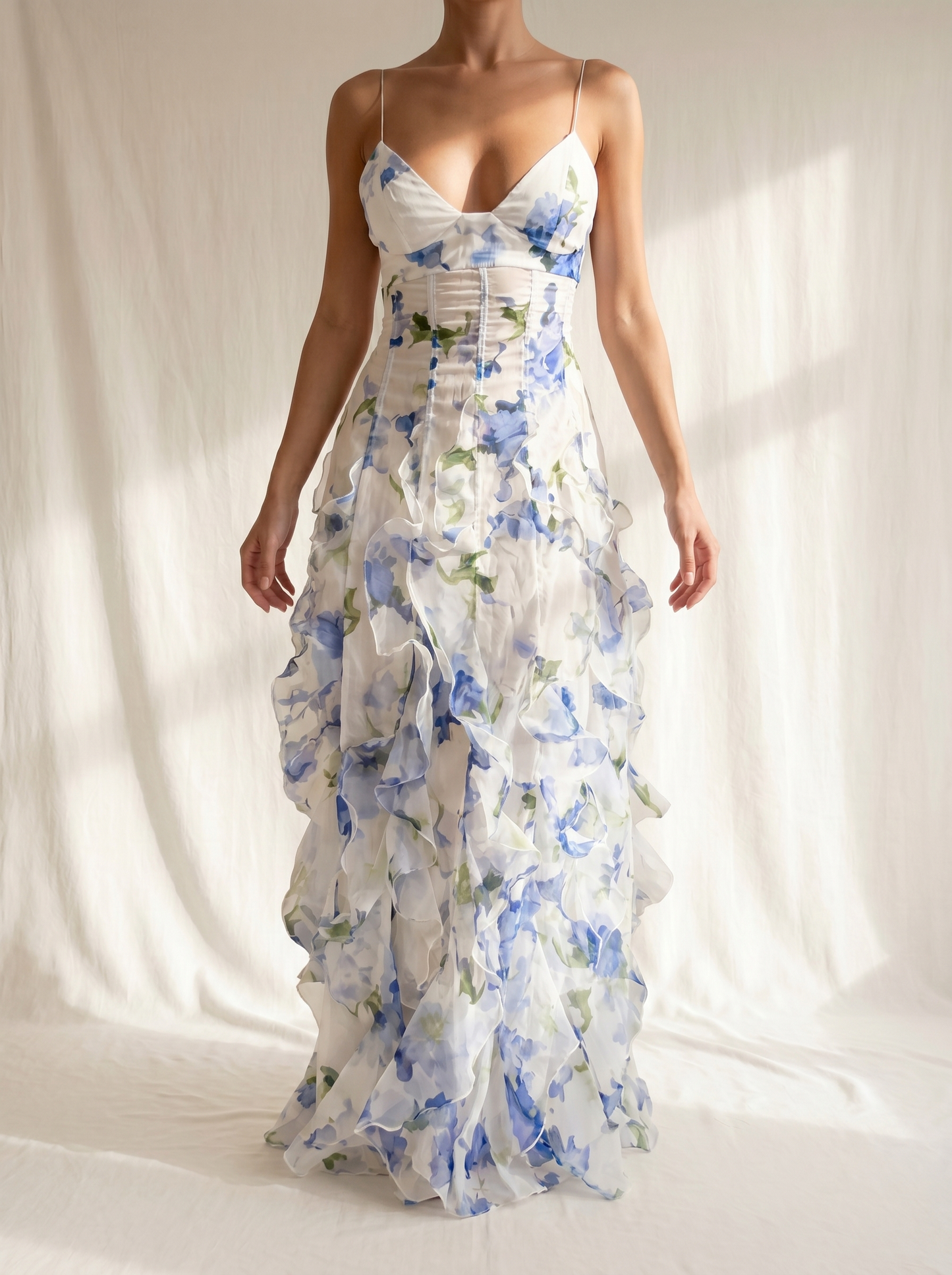 Uri | Vestido Midi Floral con Fruncidos