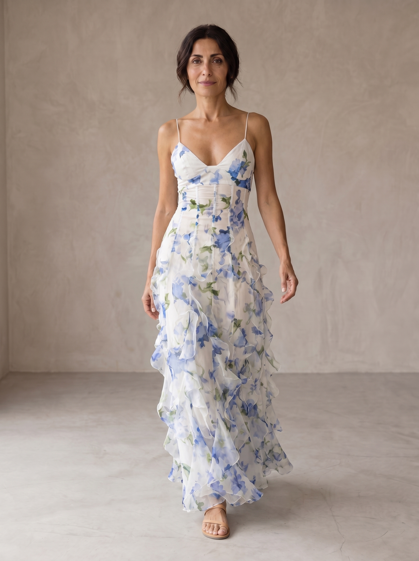 Uri | Vestido Midi Floral con Fruncidos